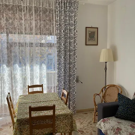 Casa Brezza Di Maestrale * Σαλέρνο